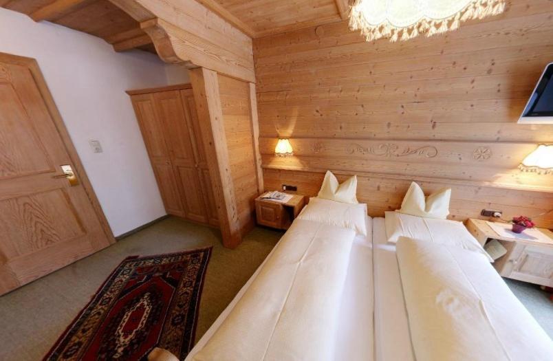 Sailer Hotel